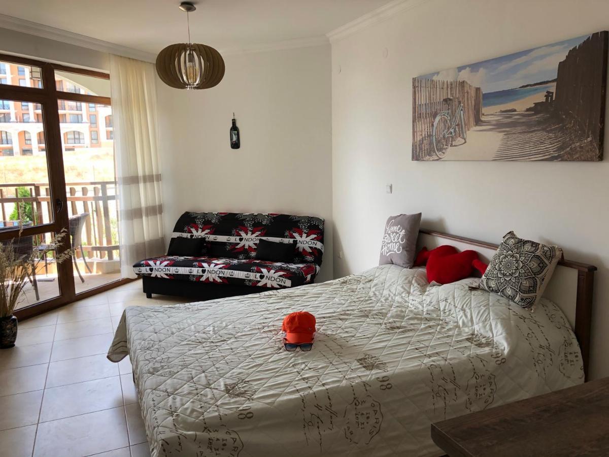 Fregata Complex Marina Apartment Свети Влас Екстериор снимка